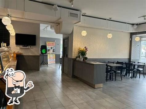 lechon republik bathurst|Lechon Republik .